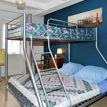 D'hotes Le Sahut Bed & Breakfast 3*