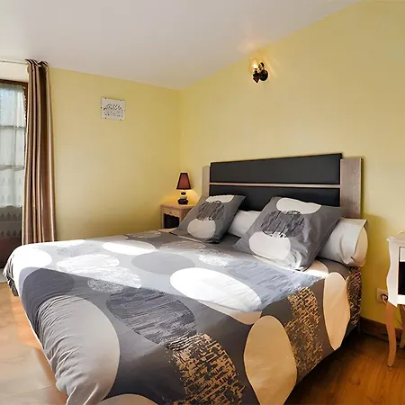 Bed & Breakfast D'hotes Le Sahut 3*